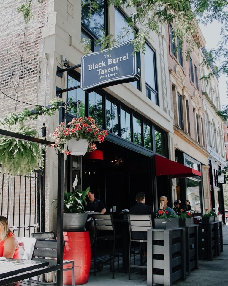 What to Know Before Visiting Black Barrel Tavern in Chicago, IL