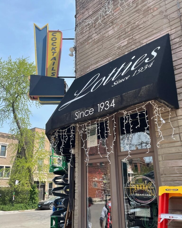 What to Know Before Visiting Lottie's Pub in Chicago, IL