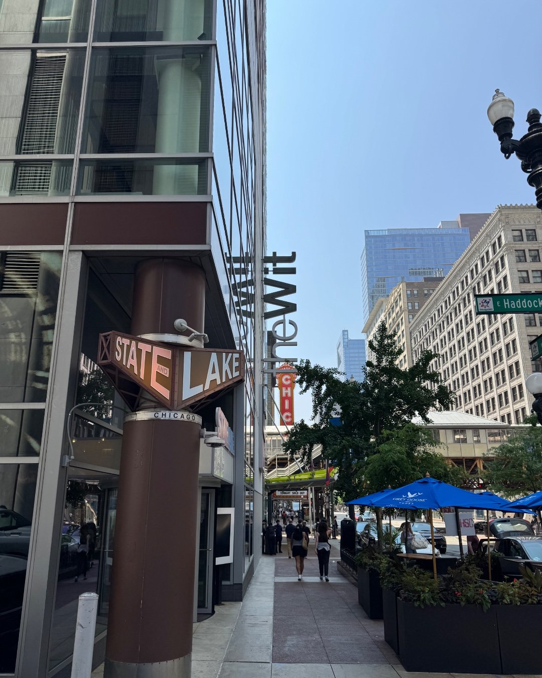 What to Know Before Visiting State and Lake Chicago Tavern in Chicago, IL